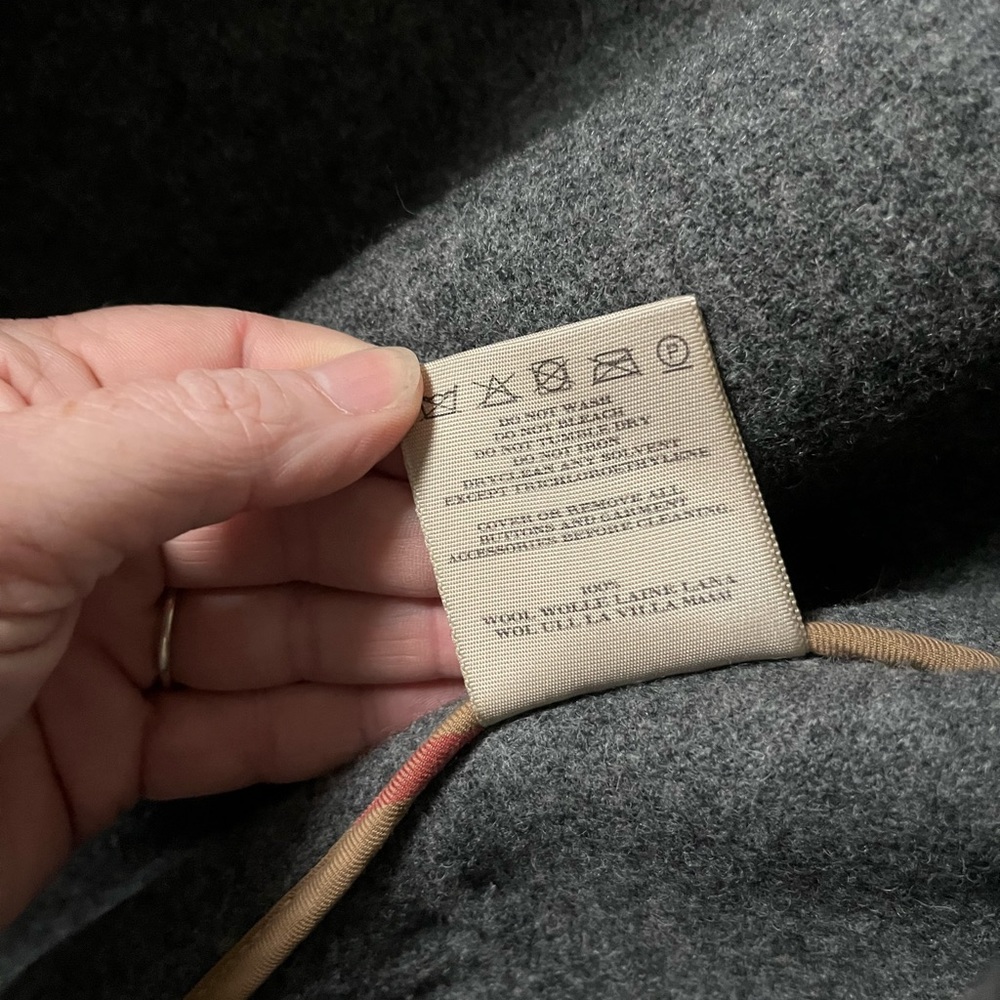 Burberry Toggle Grey Wool Coat - Picture 8 of 15